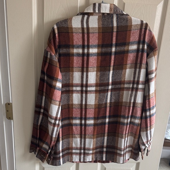 Plaid Button-Up Shirt - Picture 3 of 4